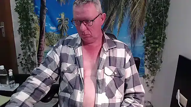 JamesBauer online show from 12-01-25, 04:28