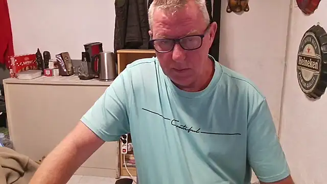 JamesBauer online show from 04-14-26, 04:18