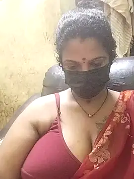 Snapshot of poojaa-rani chatting on 02-02-26, 06:39 poojaa-rani online show from 02-02-26, 06:39