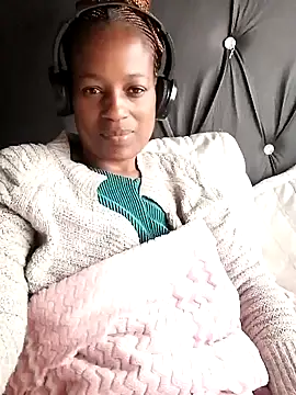 sexylira online show from 11-16-25, 12:44