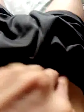 Snapshot of 317894 chatting on 10-10-25, 08:30 317894 online show from 10-10-25, 08:30