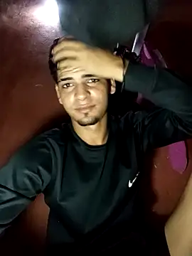 Snapshot of 317894 chatting on 11-04-25, 02:38 317894 online show from 11-04-25, 02:38