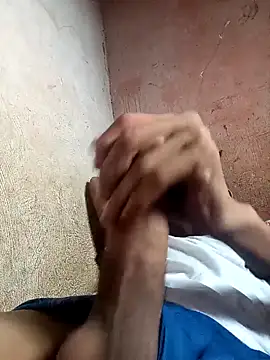 Snapshot of 317894 chatting on 11-08-25, 06:40 317894 online show from 11-08-25, 06:40