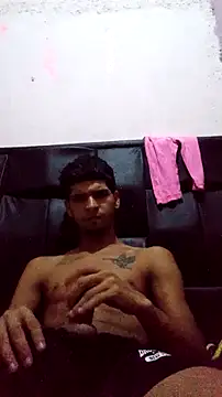 Snapshot of 317894 chatting on 11-13-25, 03:55 317894 online show from 11-13-25, 03:55