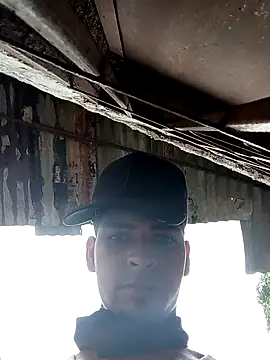 Snapshot of 317894 chatting on 12-02-25, 03:51 317894 online show from 12-02-25, 03:51