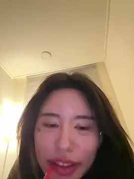 Snapshot of tangju7 chatting on 01-11-26, 03:39 tangju7 online show from 01-11-26, 03:39