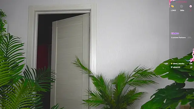 Snapshot of Sweet_Piece chatting on 09-12-25, 03:45 Sweet Piece online show from 09-12-25, 03:45