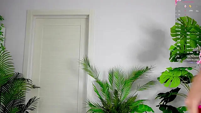 Snapshot of Sweet_Piece chatting on 10-03-25, 03:20 Sweet Piece online show from 10-03-25, 03:20