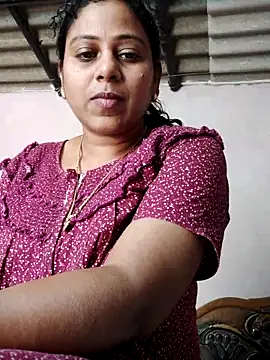 Snapshot of JENNIFERtamil chatting on 03-20-26, 07:35 JENNIFERtamil online show from 03-20-26, 07:35