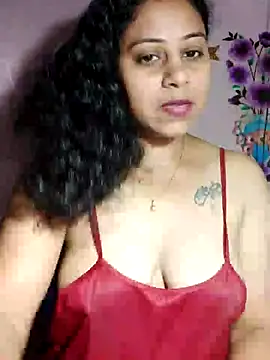 Snapshot of JENNIFERtamil chatting on 03-27-26, 06:40 JENNIFERtamil online show from 03-27-26, 06:40