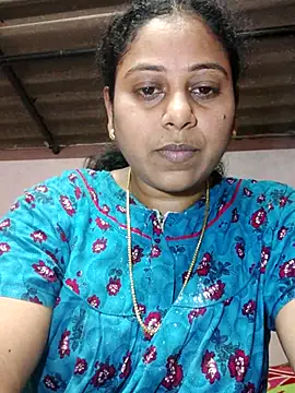 Snapshot of JENNIFERtamil chatting on 04-12-26, 07:46 JENNIFERtamil online show from 04-12-26, 07:46