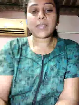 Snapshot of JENNIFERtamil chatting on 04-14-26, 07:36 JENNIFERtamil online show from 04-14-26, 07:36