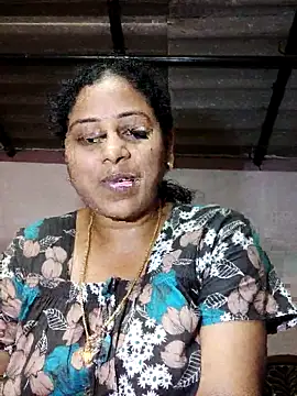Snapshot of JENNIFERtamil chatting on 04-20-26, 07:33 JENNIFERtamil online show from 04-20-26, 07:33