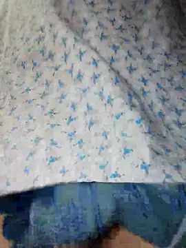 Snapshot of JENNIFERtamil chatting on 04-25-26, 07:55 JENNIFERtamil online show from 04-25-26, 07:55