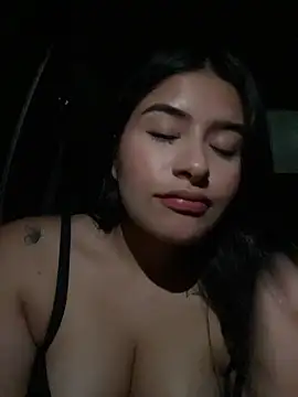 andrea gomes  online show from 04-19-26, 08:02