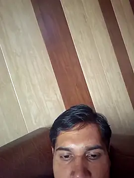 johnny8731 online show from 04-24-26, 06:16