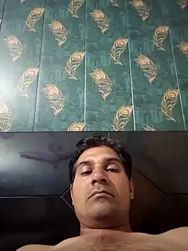 johnny8731 online show from 06-19-26, 04:55