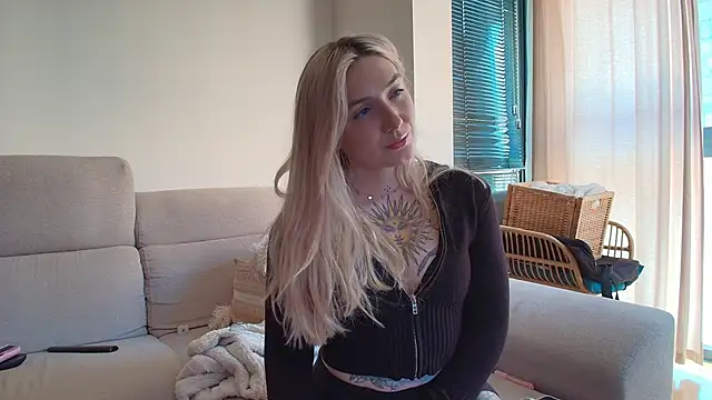 tattoobbgirl online show from 03-16-26, 01:59