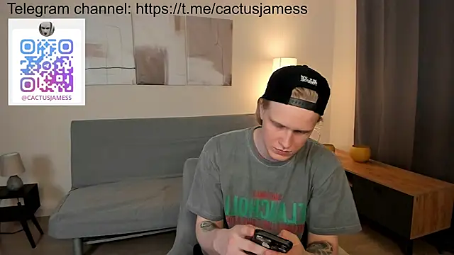 Snapshot of Cactus__James chatting on 03-21-25, 03:24 Cactus James online show from 03-21-25, 03:24