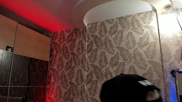 Snapshot of Cactus__James chatting on 09-17-25, 05:36 Cactus James online show from 09-17-25, 05:36