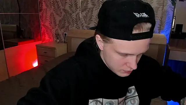 Snapshot of Cactus__James chatting on 09-18-25, 06:54 Cactus James online show from 09-18-25, 06:54