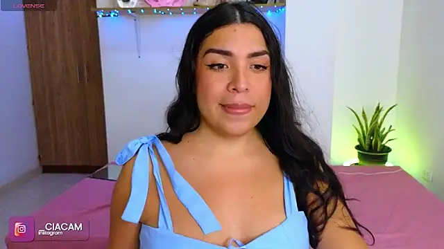 Snapshot of ciacam_ chatting on 11-09-25, 08:01 ciacam online show from 11-09-25, 08:01