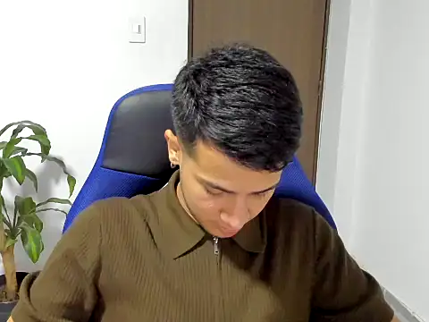 Snapshot of abel_bigcok chatting on 11-08-25, 03:29 abel bigcok online show from 11-08-25, 03:29