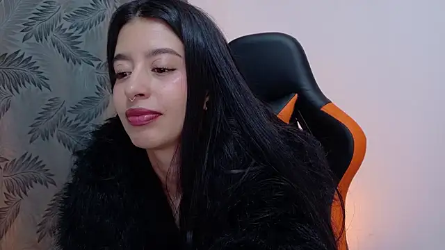 Misscarolsph online show from 05-24-26, 07:08