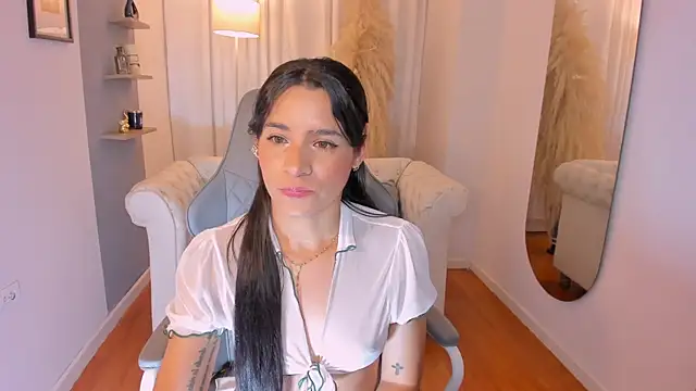 hanna mils online show from 02-27-26, 03:50