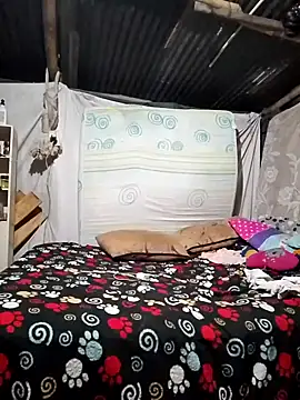 Snapshot of perversumm chatting on 09-29-25, 03:44 perversumm online show from 09-29-25, 03:44