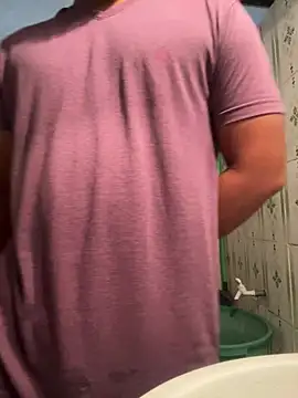 Snapshot of dilu98 chatting on 03-19-25, 03:20 dilu98 online show from 03-19-25, 03:20