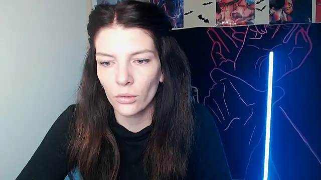 Snapshot of VanessaRey_ chatting on 10-12-25, 06:23 VanessaRey online show from 10-12-25, 06:23