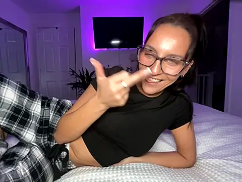 Missalex xo online show from 10-16-25, 08:32