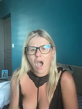 lady gloria69 online show from 07-02-26, 04:29