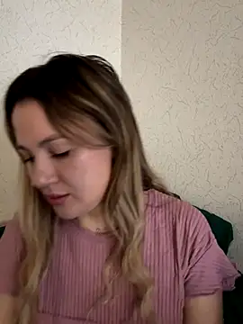 mollygirll online show from 11-19-25, 09:53