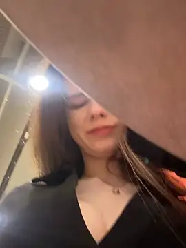 MilaBee online show from 02-05-26, 09:36