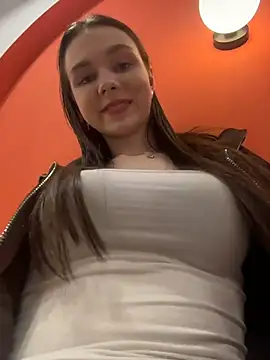 MilaBee online show from 03-13-26, 11:17