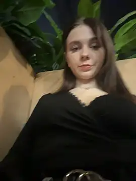 MilaBee online show from 04-01-26, 07:42