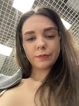 MilaBee online show from 04-10-26, 11:15