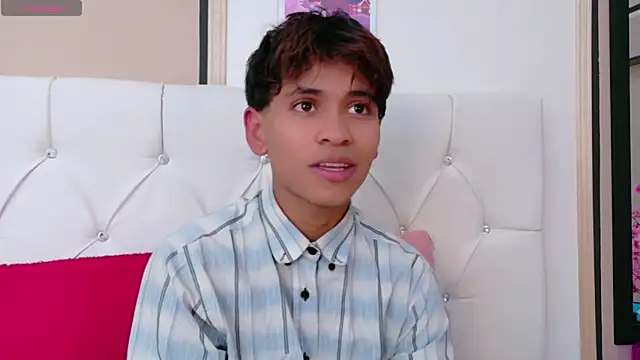 Ethan Westt online show from 04-07-26, 08:31