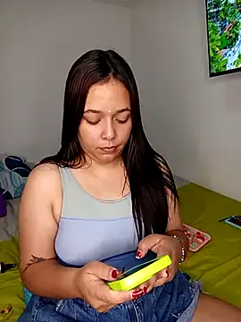 Deepika padukoneNisha online show from 09-18-25, 11:12