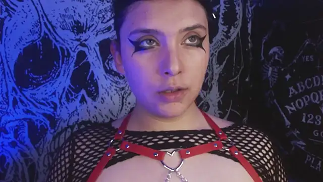 Snapshot of mikaskullcs chatting on 09-26-25, 12:58 mikaskullcs online show from 09-26-25, 12:58