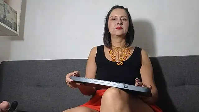 Amadamilf1980 online show from 10-18-25, 02:18