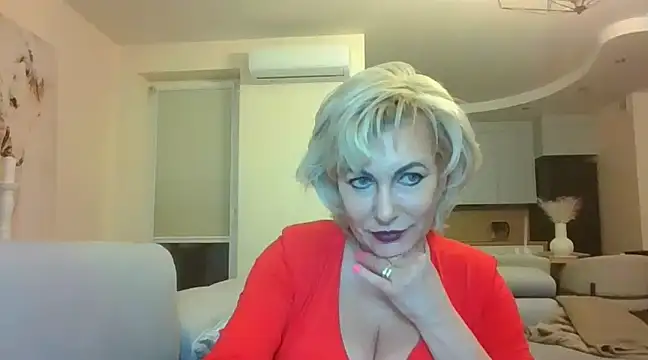 Snapshot of GabrielleTrue chatting on 03-22-25, 06:25 GabrielleTrue online show from 03-22-25, 06:25