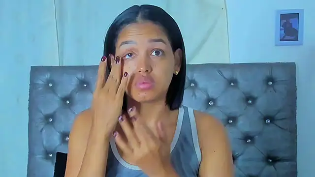 Snapshot of NikkiStarrr chatting on 11-01-25, 10:39 NikkiStarrr online show from 11-01-25, 10:39