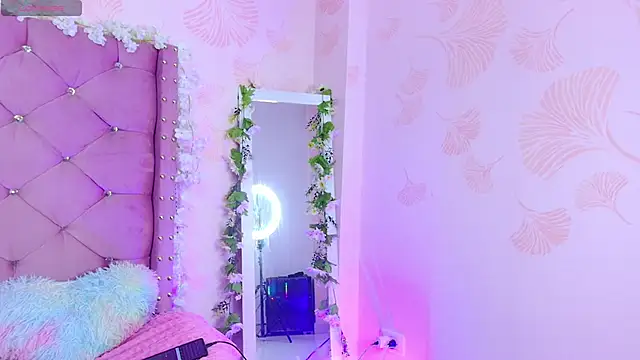 kity x online show from 04-14-26, 07:09