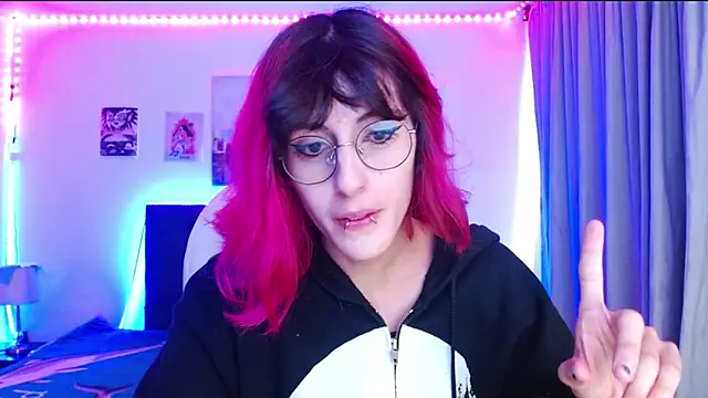 goth minerva online show from 11-26-25, 01:23