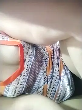 Snapshot of daika31 chatting on 03-18-25, 05:31 daika31 online show from 03-18-25, 05:31