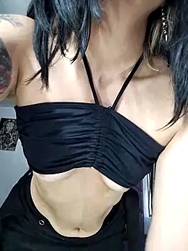 Snapshot of KARINNA__RAVEN chatting on 04-25-26, 10:29 KARINNA RAVEN online show from 04-25-26, 10:29