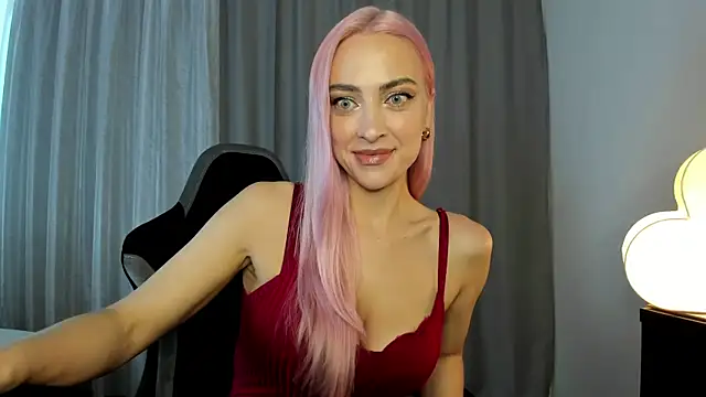 Snapshot of _Miss_Valentina_ chatting on 10-11-25, 09:08 Miss Valentina online show from 10-11-25, 09:08